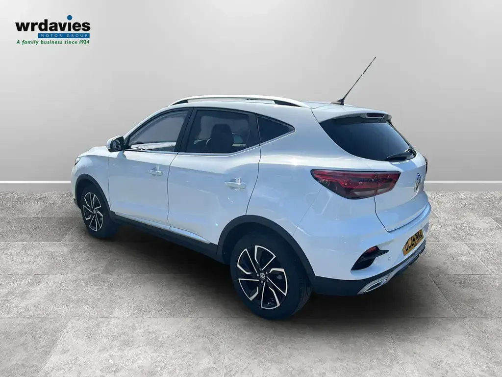 Used MG ZS Exclusive 106 HP (77 kW) 2024 White SUV