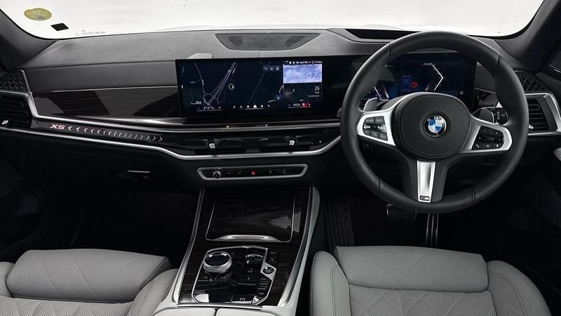 Usado BMW X5 M Sport 294 HP (216 kW) 2025 Azul SUV