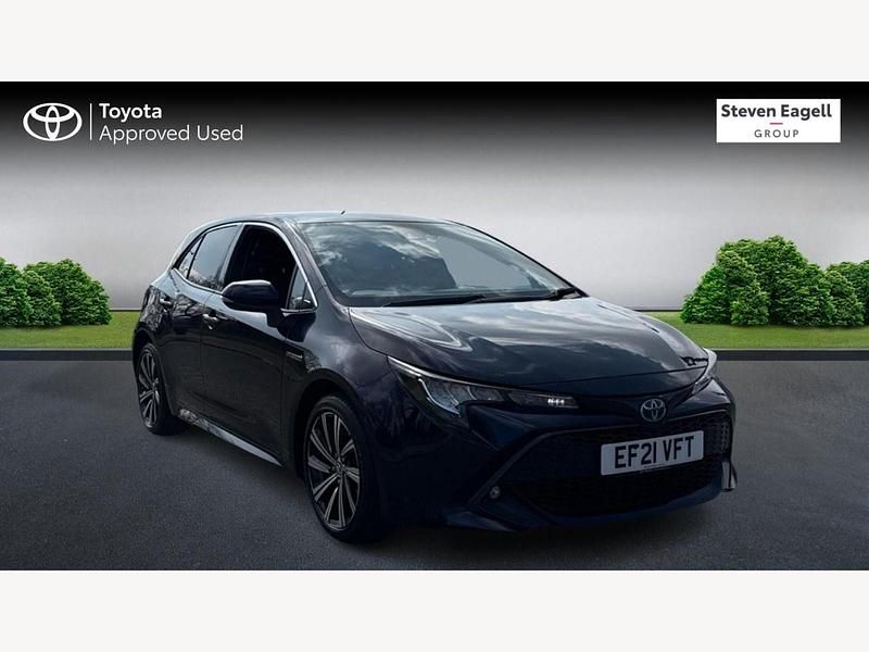 Used Toyota Corolla Design 122 HP (89 kW) 2021 Blue Hatchback