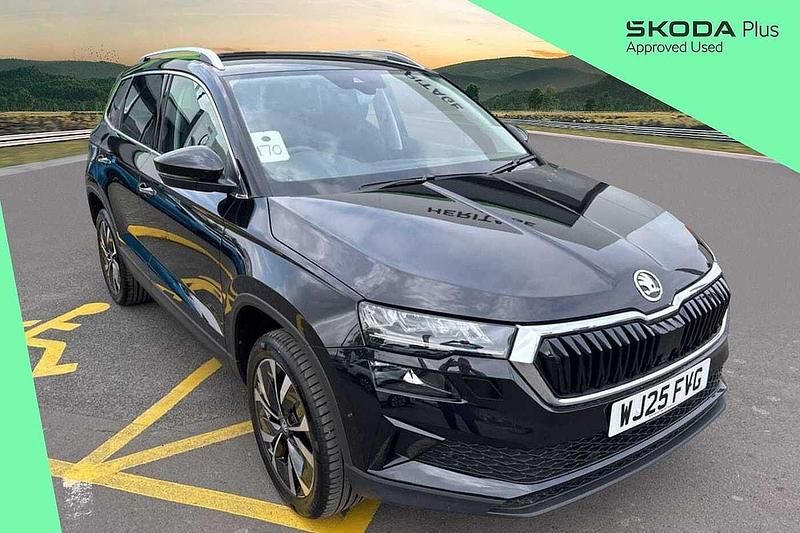 Black magic pearl effect Used 2025 Skoda Karoq SE SUV | £25,950 (A bit pricey) - Image 1/4