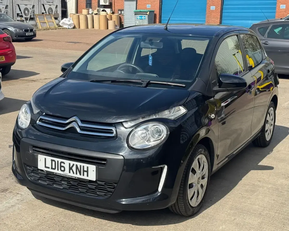 Used Citroën C1 Feel 82 HP (60 kW) 2016 Black Hatchback