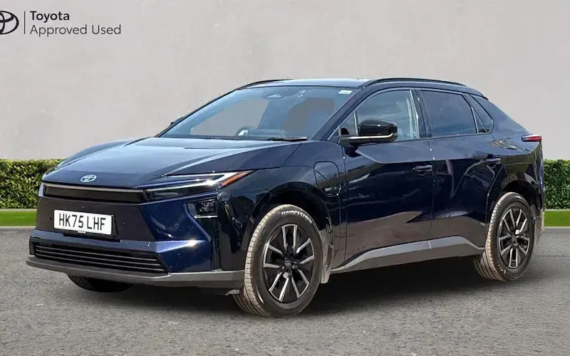 Used Toyota bZ4X Design 164 kW (224 HP) 2025 Blue SUV