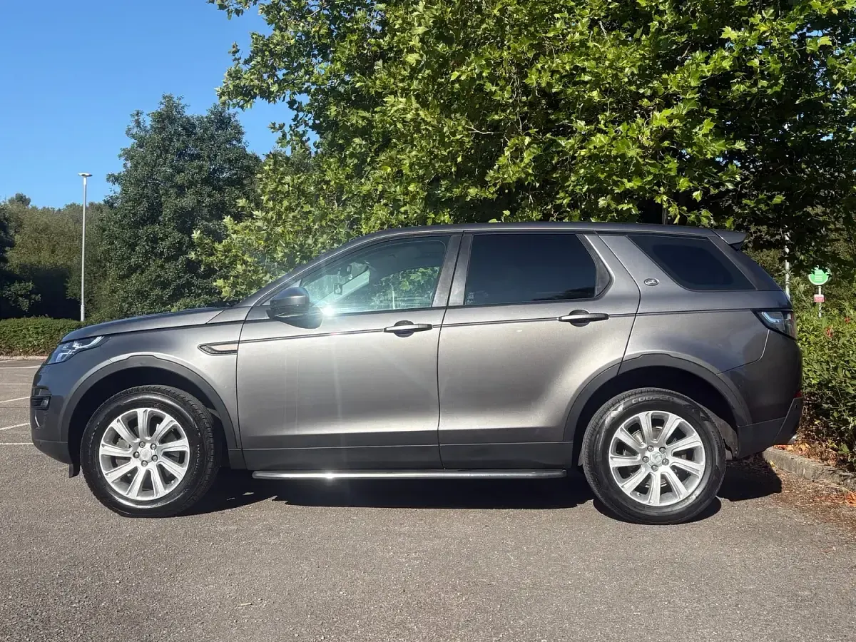 Used Land Rover Discovery 4 SE 190 HP (139 kW) 2015 Grey SUV