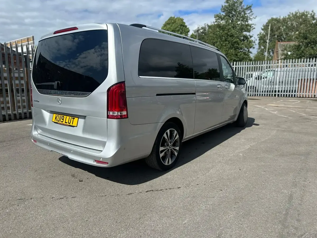 Used Mercedes V220 2019 Silver MPV