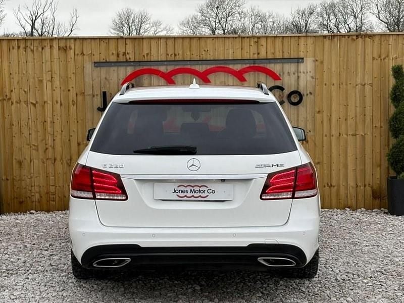 Used Mercedes E220 Premium 2015 White Estate