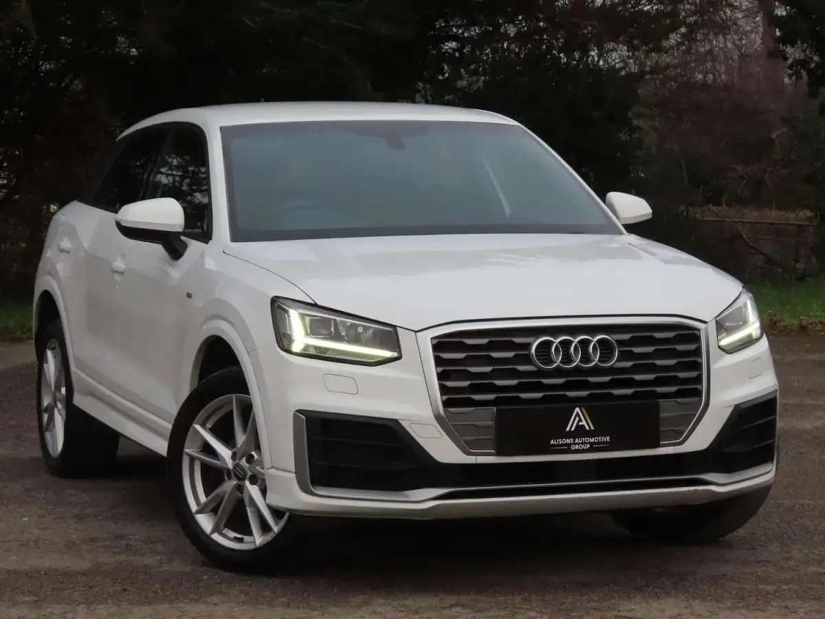 Used Audi Q2 S-Line 116 HP (85 kW) 2020 White SUV