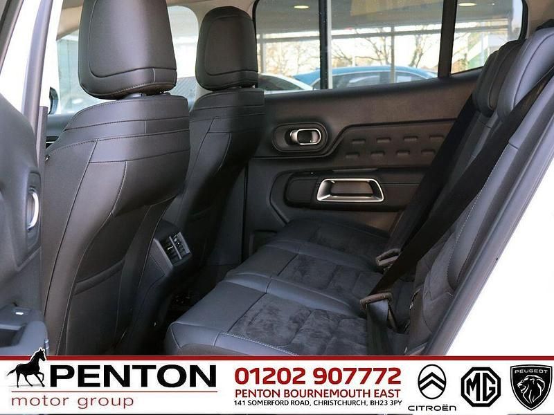 Used Citroën C5 PureTech 130 HP (95 kW) 2024 White Hatchback