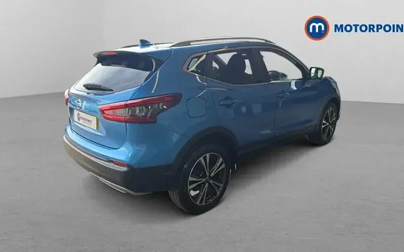 Used Nissan Qashqai N-Connecta 160 HP (117 kW) 2019 Blue SUV