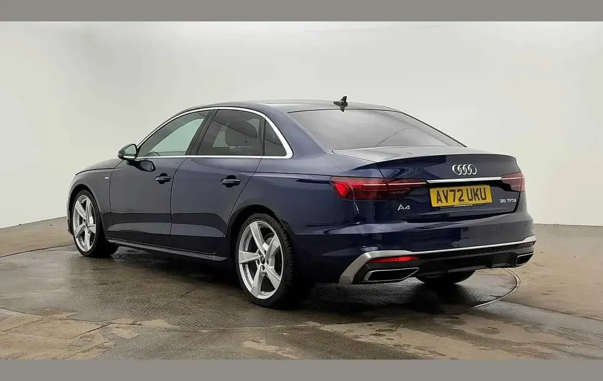 Used Audi A4 S-Line 147 HP (108 kW) 2022 Blue Sedan