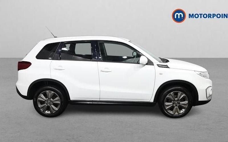 Used Suzuki Vitara SZ-T 112 HP (82 kW) 2019 White SUV