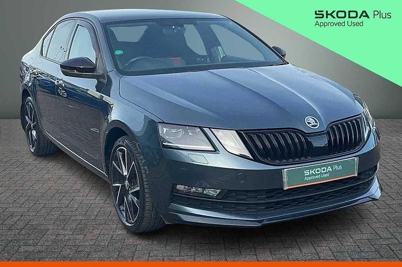 Used Skoda Octavia SportLine 110 HP (80 kW) 2019 Quartz grey metallic Hatchback