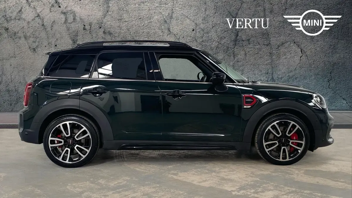 Used Mini Countryman 306 HP (225 kW) 2022 Rebel green SUV