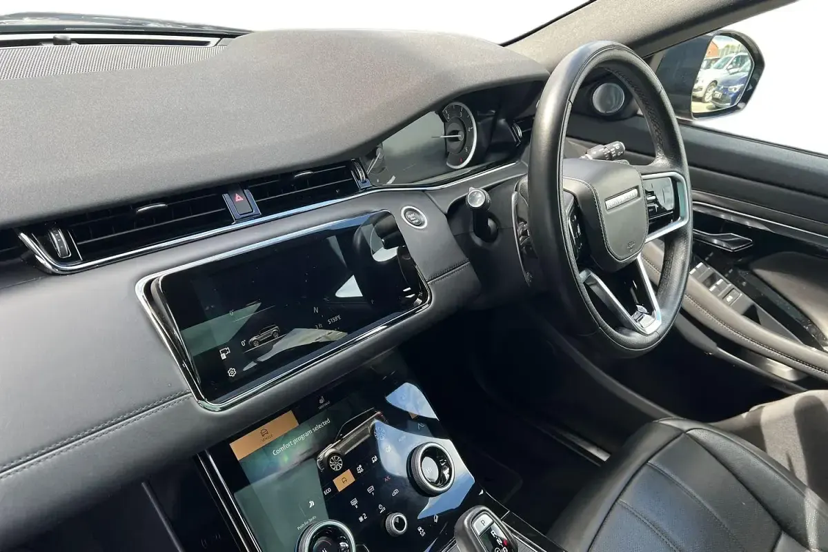 Used Land Rover Range Rover evoque HSE Dynamic 204 HP (150 kW) 2022 Storm grey SUV