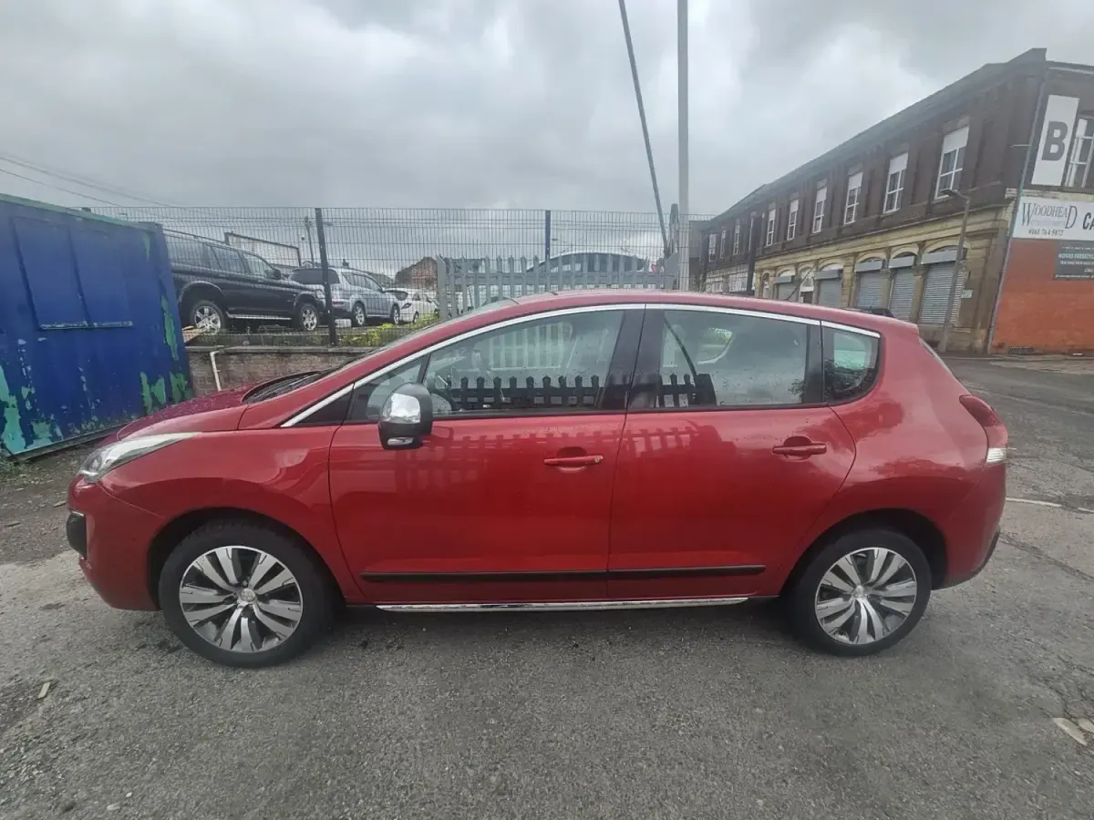 Gebraucht Peugeot 3008 Active 2014 Rot Kombi