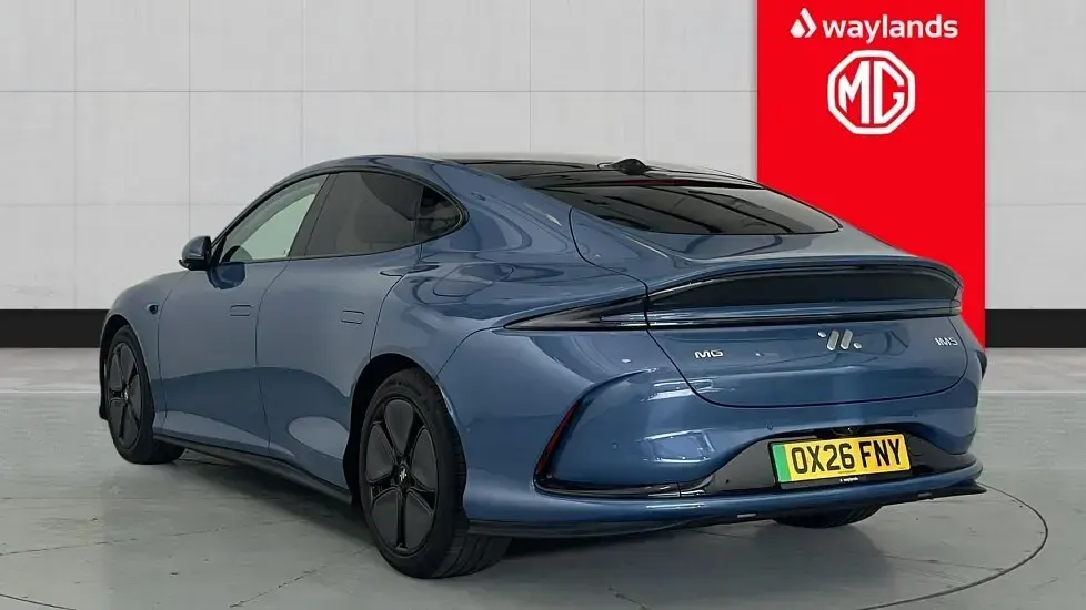 Used MG IM5 300 kW (408 HP) 2026 Blue Hatchback