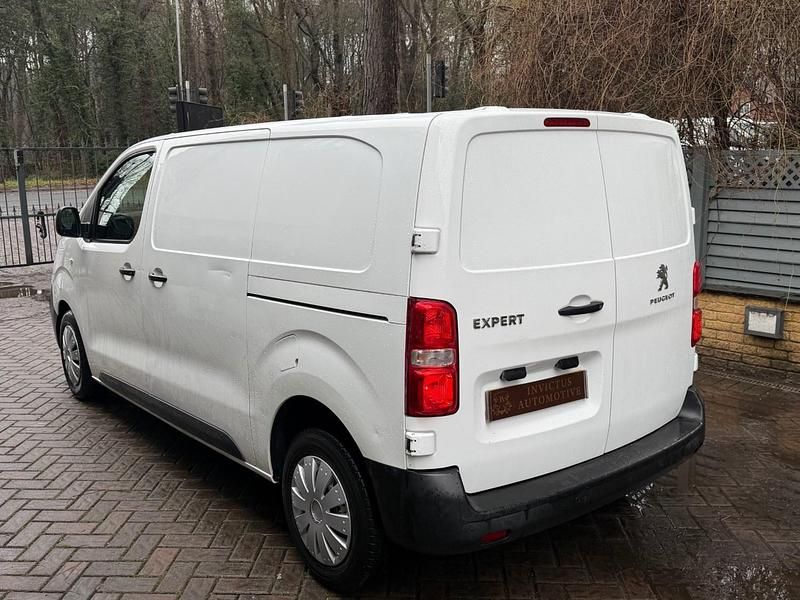 Used Peugeot Expert 2016 White Van