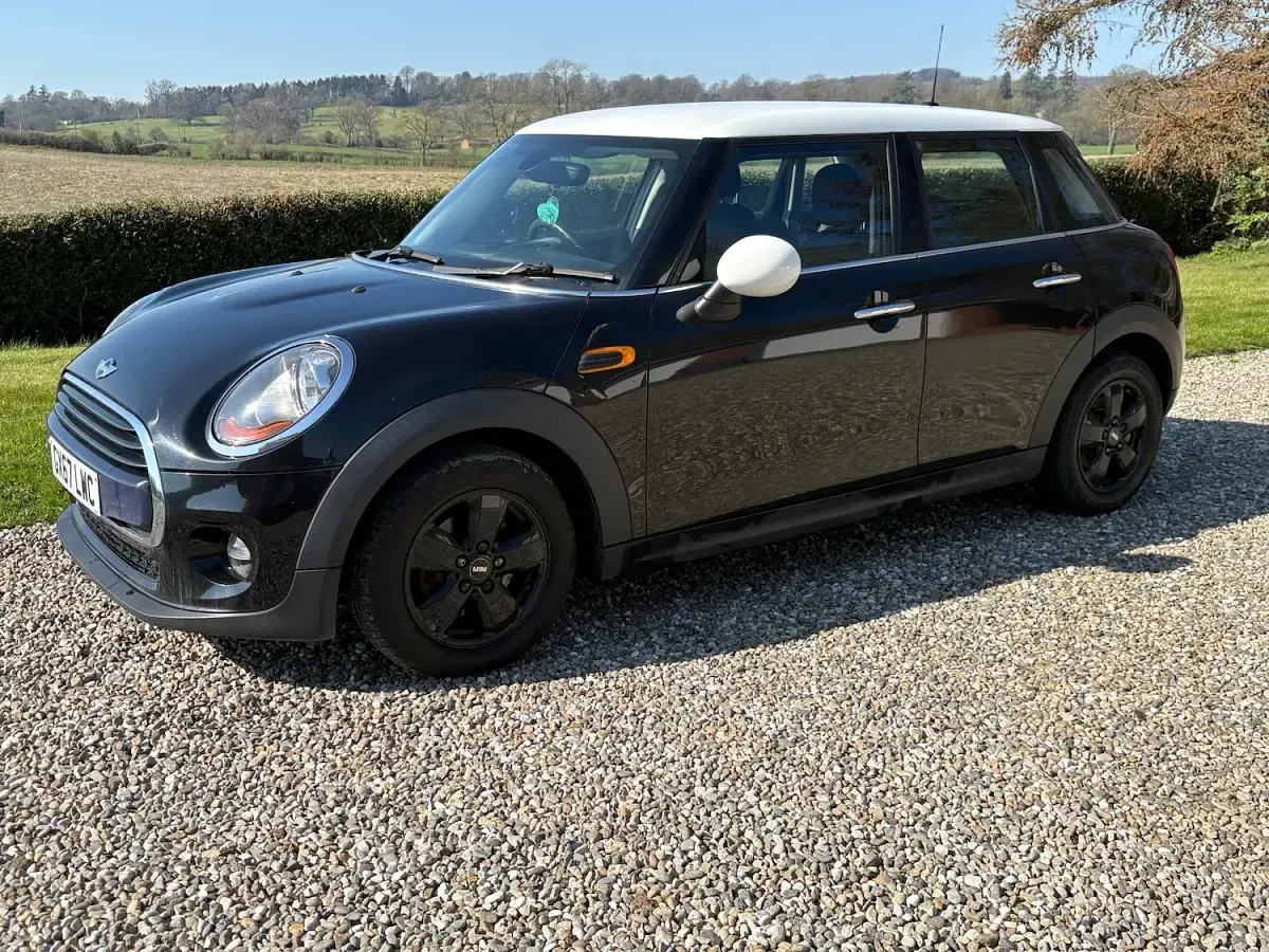 Used Mini Cooper D Hatch 2017 Black Hatchback