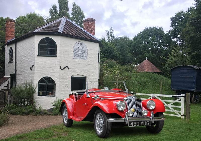 Used MG F 2012 Red Cabriolet