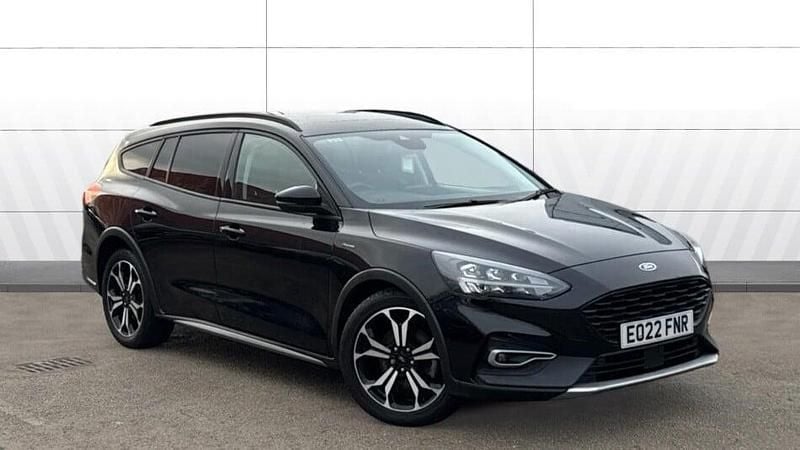 Used Ford Focus Active X 120 HP (88 kW) 2022 Black Estate