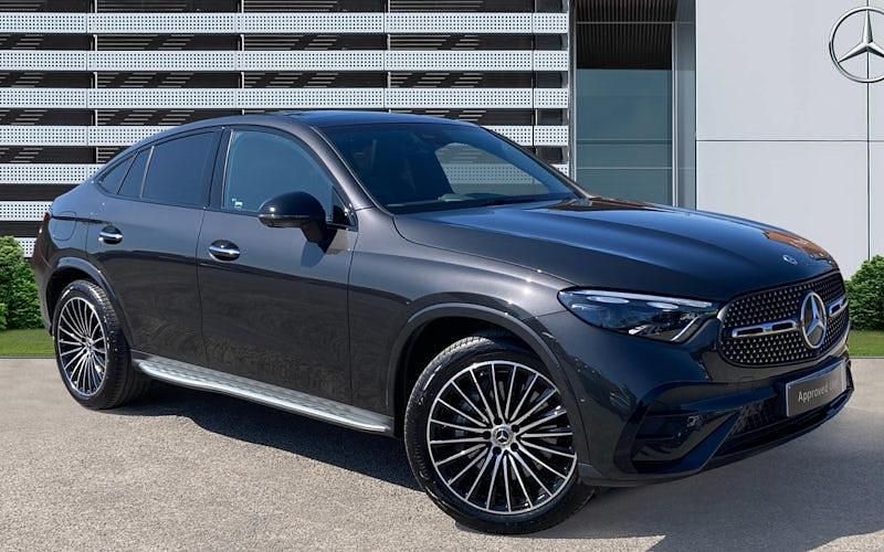 Second-hand Mercedes E300 AMG line 269 CP (197 kW) 2025 Coupe