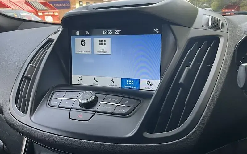 Used Ford Kuga ST-Line 150 HP (110 kW) 2017 Silver SUV
