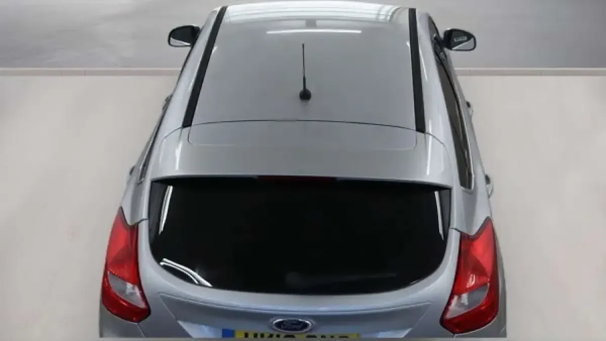 Used Ford Focus Zetec 125 HP (91 kW) 2012 Silver Hatchback