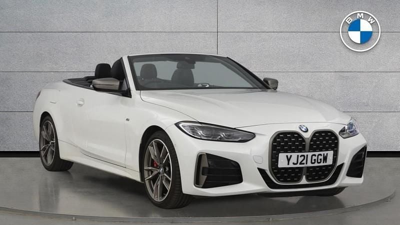 Used BMW M440 Comfort Edition 374 HP (275 kW) 2021 Mineral white metallic  Sedan