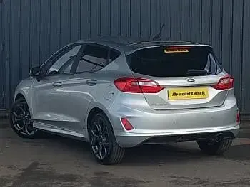 Begagnad Ford Fiesta ST-Line 100 HK (73 kW) 2021 Silver Halvkombi
