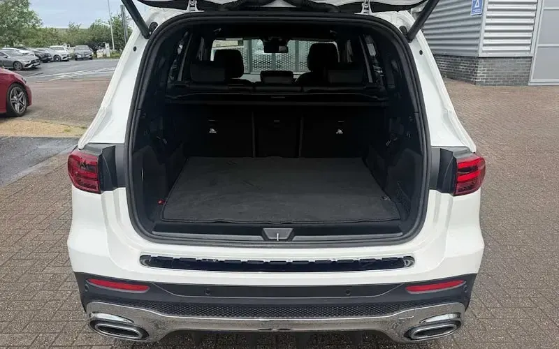 Used Mercedes GLB200 AMG line 163 HP (119 kW) 2025 White SUV