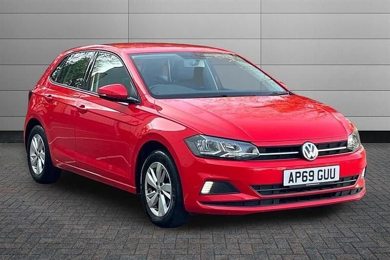 Used VW Polo SE 80 HP (58 kW) 2020 Red Hatchback