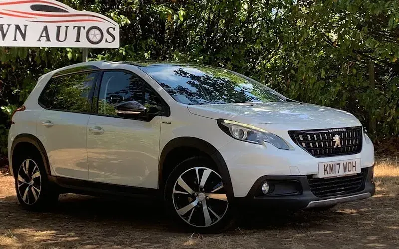 Used Peugeot 2008 GT-line 120 HP (88 kW) 2017 SUV