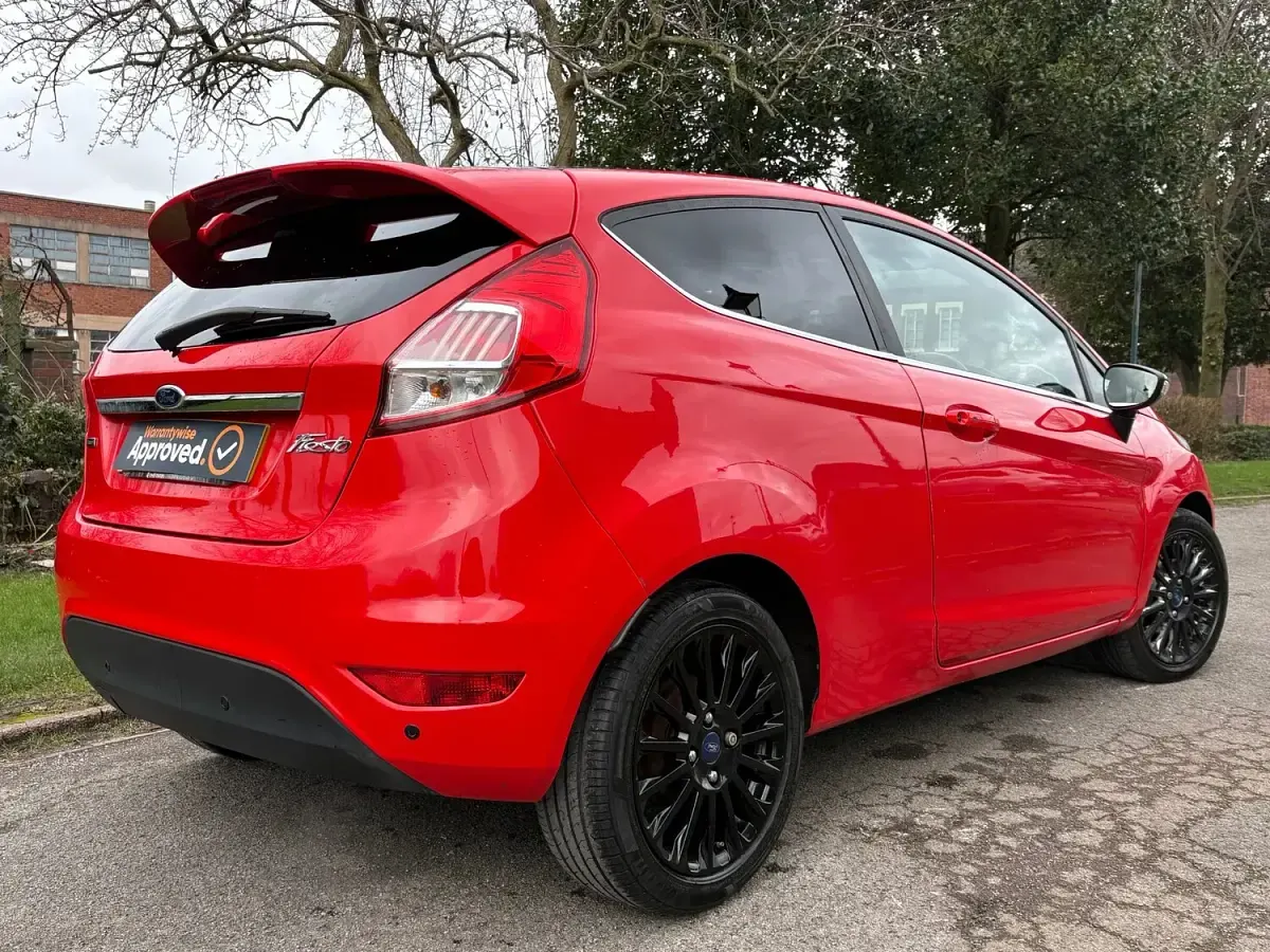 Used Ford Fiesta Titanium 2014 Red Hatchback