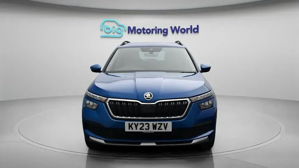 Used Skoda Kamiq SE Drive 95 HP (69 kW) 2023 Blue SUV