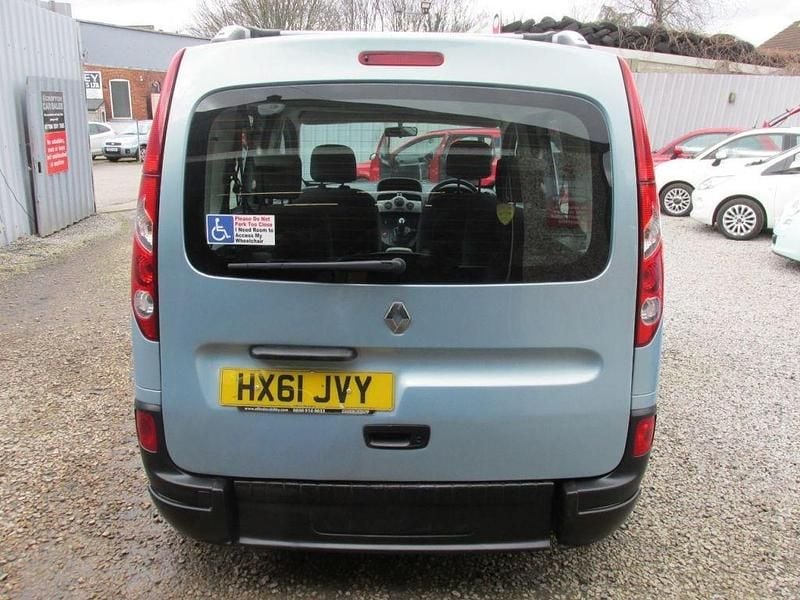 Used Renault Kangoo Expression 2011 Blue MPV