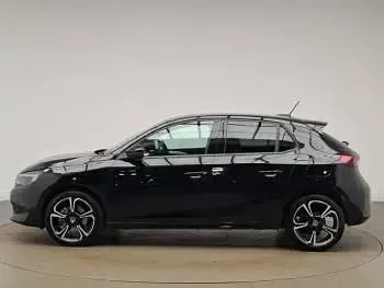Używany Vauxhall Corsa 100 KM (73 kW) 2025 Czarny Hatchback