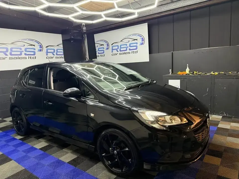 Used Vauxhall Corsa SRi 90 HP (66 kW) 2019 Black Hatchback