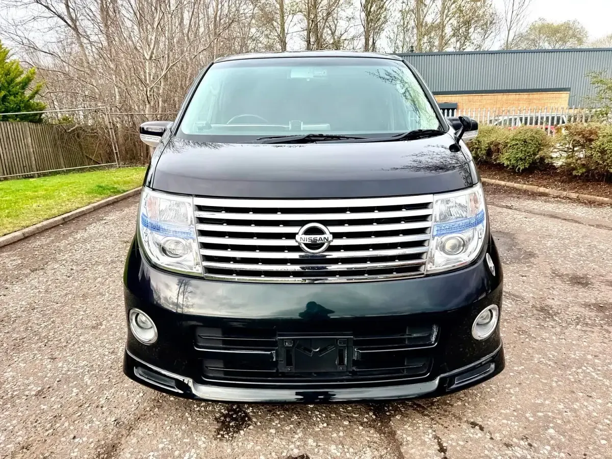 Used Nissan Elgrand 2007 Black MPV
