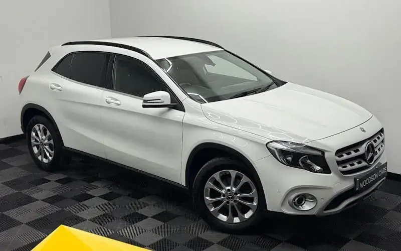 Used Mercedes GLA200 Executive 156 HP (114 kW) 2018 SUV
