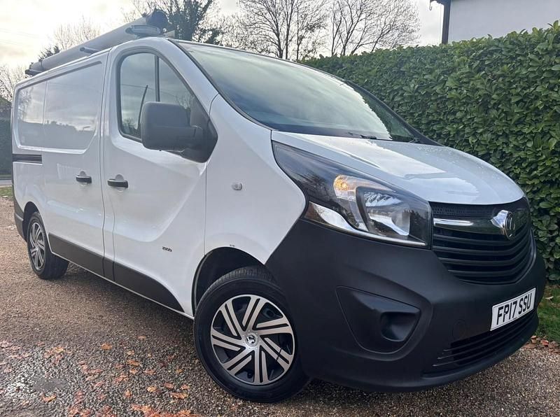 White Used 2017 Vauxhall Vivaro S MPV | £8,499 (Good price) - Image 1/4