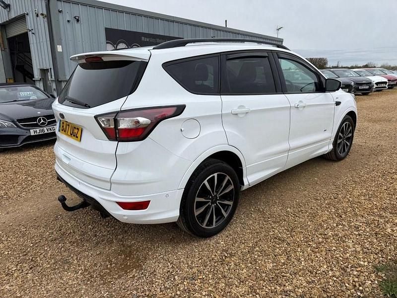 Used Ford Kuga ST-Line 180 HP (132 kW) 2017 White SUV