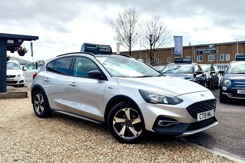 Used Ford Focus Active 120 HP (88 kW) 2019 Silver Hatchback