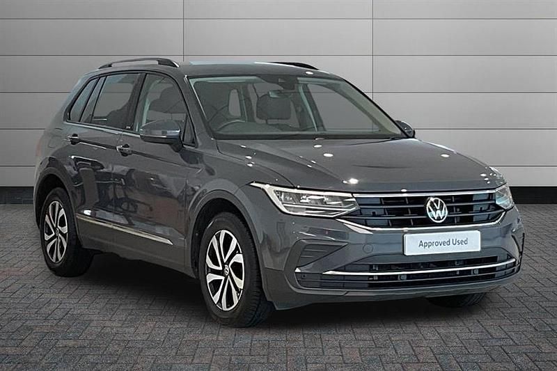 Used VW Tiguan Active 150 HP (110 kW) 2022 Grey SUV