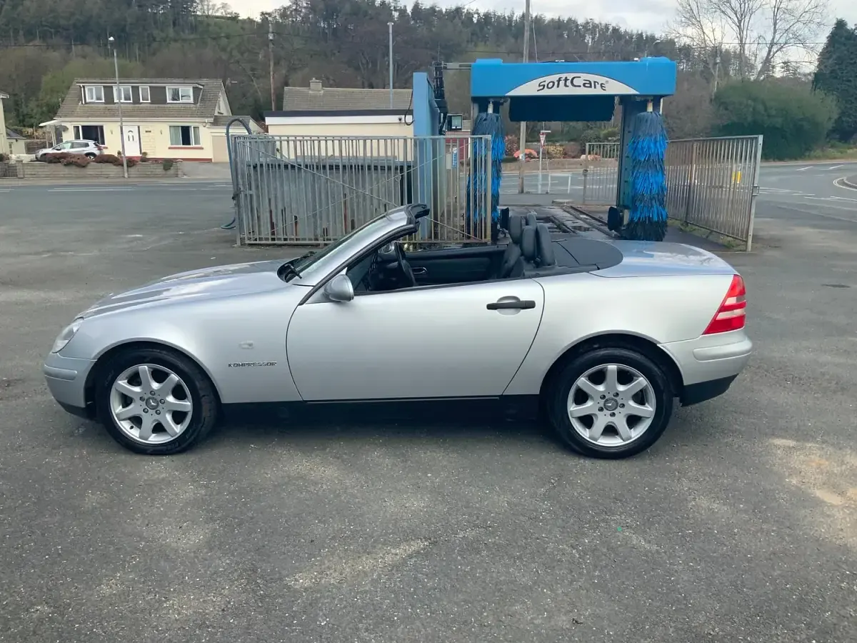 Used Mercedes SLK230 190 HP (139 kW) 1999 Silver Cabriolet