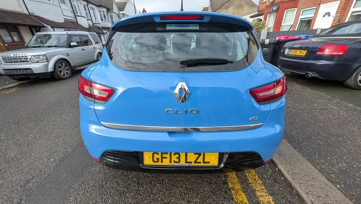 Used Renault Clio Dynamique 90 HP (66 kW) 2013 Blue Hatchback