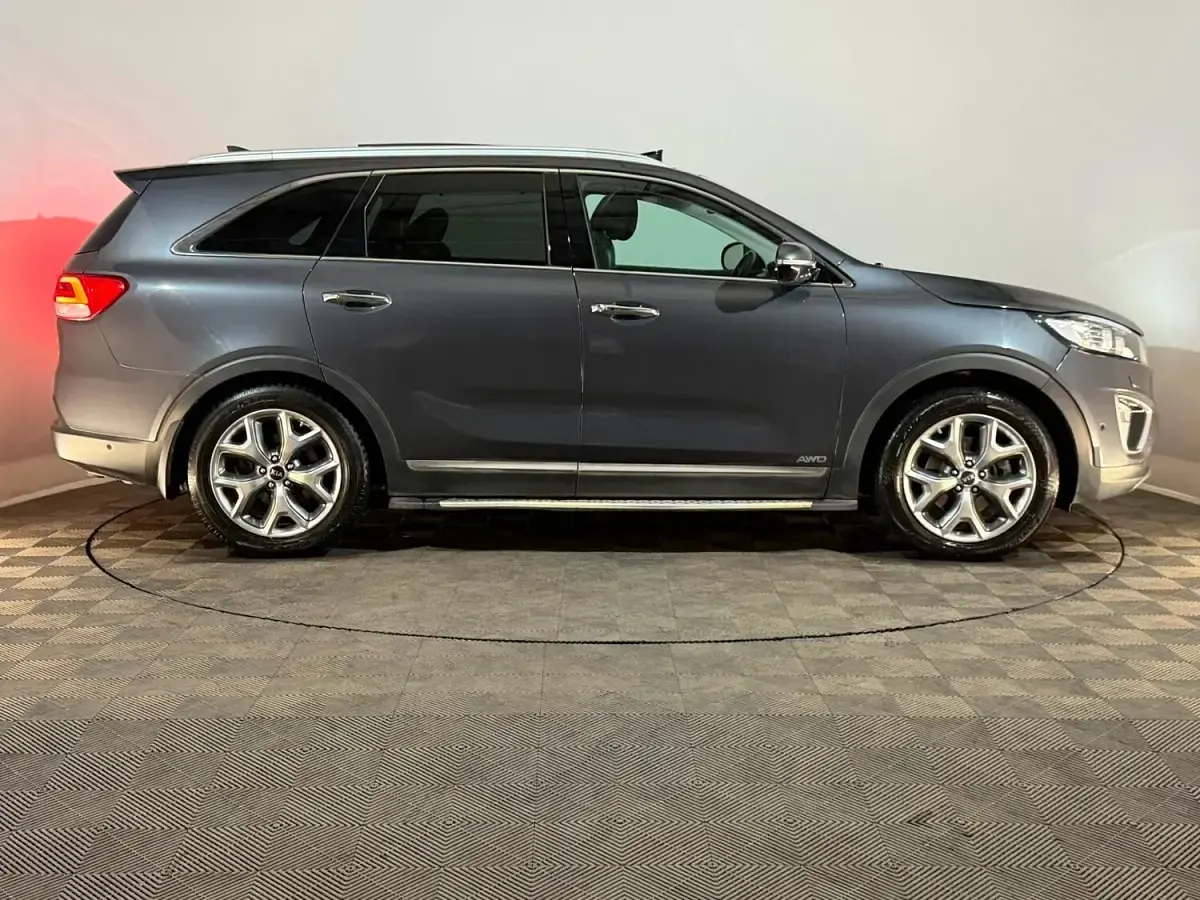 Used Kia Sorento 200 HP (147 kW) 2017 Grey SUV