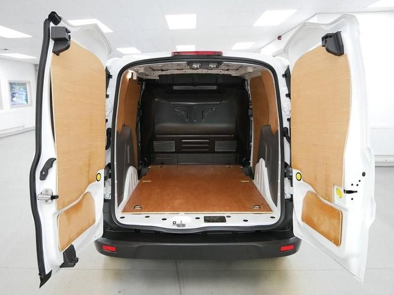 Used Ford Transit Connect 75 HP (55 kW) 2021 White MPV