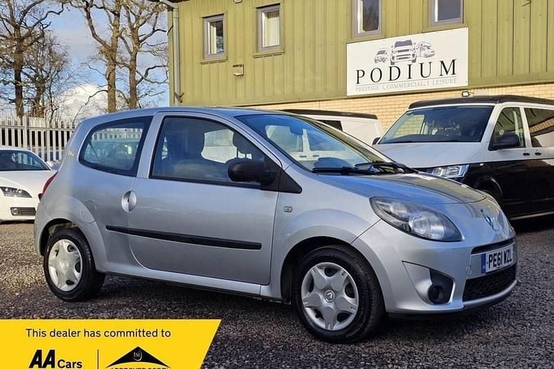 Silver Used 2011 Renault Twingo Hatchback | £2,490 (Fair price) - Image 1/1