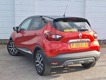 Used Renault Captur Version S 130 HP (95 kW) 2020 Red SUV