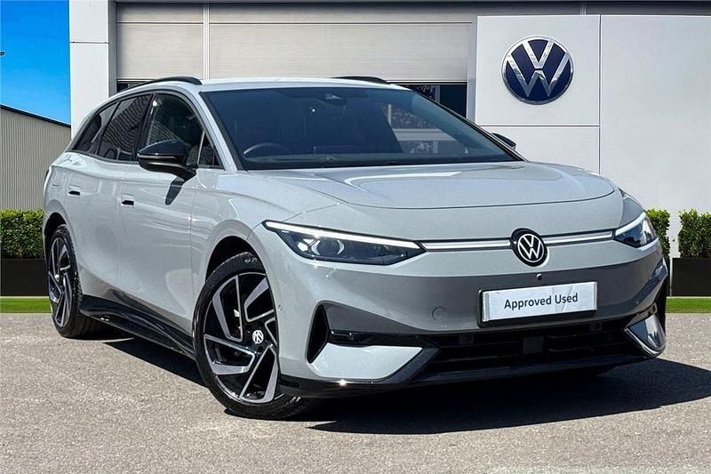 Grey Used 2024 VW ID.7 Pro Sedan | £41,747 - Image 1/4