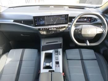 New Vauxhall Grandland X Ultimate 145 HP (106 kW) 2025 White SUV